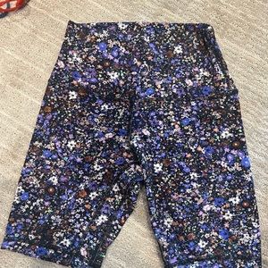 Rare floral  lululemon 5” biker shorts